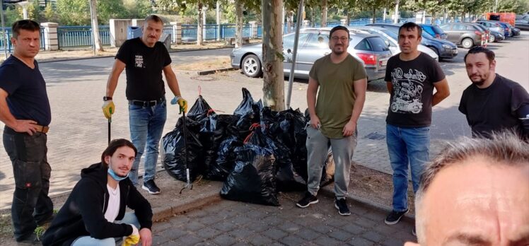 Almanya'da DİTİB camisi “Dünya Temizlik Günü” etkinliğine katıldı