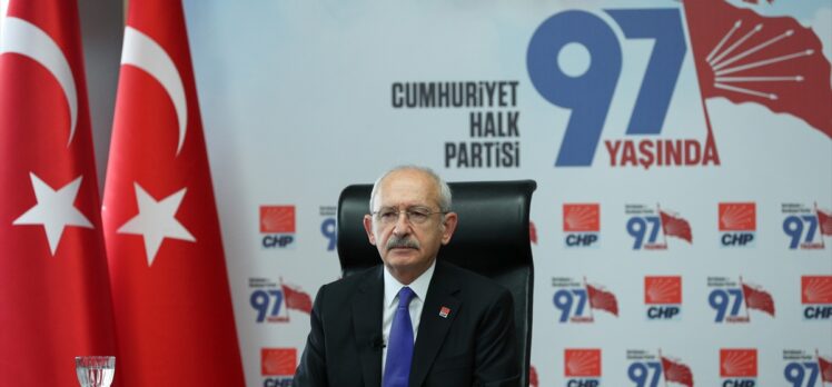 CHP Genel Başkanı Kılıçdaroğlu, gazilerle görüştü