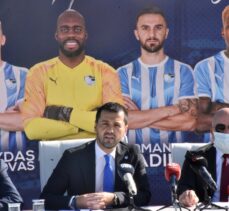 Erzurumspor yeni transferlerini tanıttı