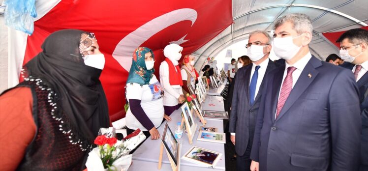 İçişleri Bakan Yardımcısı Muhterem İnce'den Diyarbakır annelerine ziyaret