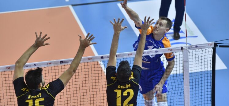 Voleybol: AXA Sigorta Efeler Ligi