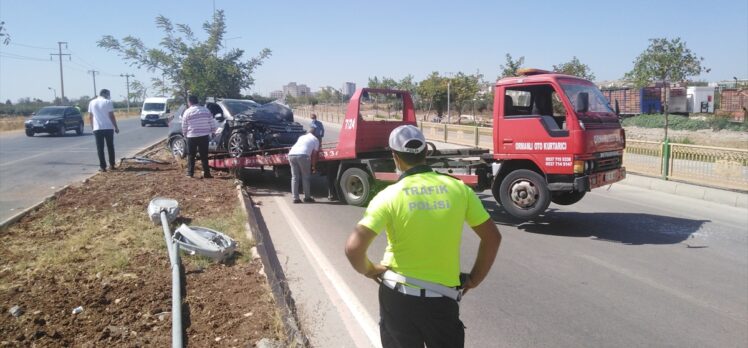 Kilis'te otomobil ile hafif ticari araç çarpıştı: 5 yaralı