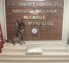 Van'da gıda kolisinde 10 kilo 120 gram eroin ele geçirildi