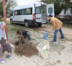 85 yaşındaki Hatice ninenin Türk bayrağı sevgisi