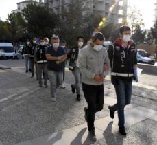 Aksaray merkezli FETÖ operasyonunda gözaltına alınan 17 şüpheli adliyede