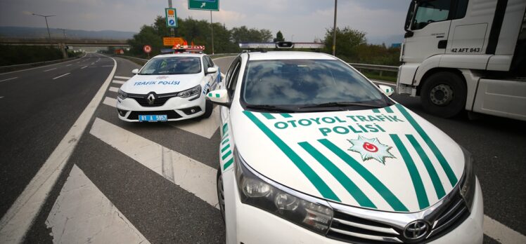 Anadolu Otoyolu Bolu Dağı Tüneli Ankara yönü trafiğe kapatıldı