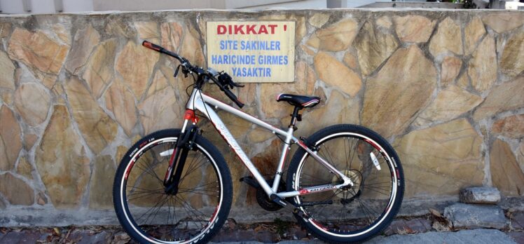 Antalya'da hafriyat kamyonunun altında kalan bisiklet sürücüsü yaşamını yitirdi