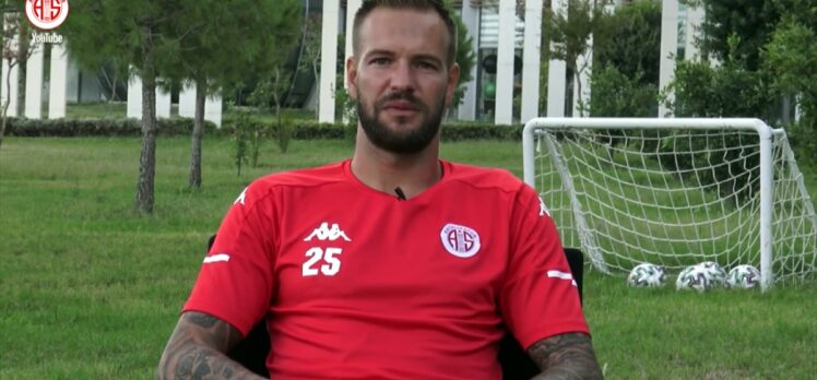 Antalyaspor'un kalecisi Boffin, statlardaki sessizliğin sona ermesini diledi