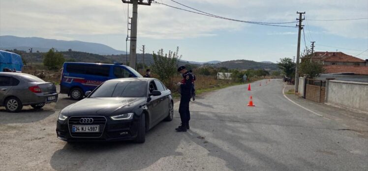 Balıkesir'de bir mahalle karantinaya alındı