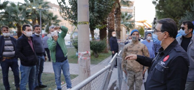 Enerji ve Tabii Kaynaklar Bakanı Dönmez, deprem bölgesinde incelemelerde bulundu