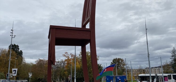 Ermenistan'ın sivillere saldırıları Cenevre'de protesto edildi