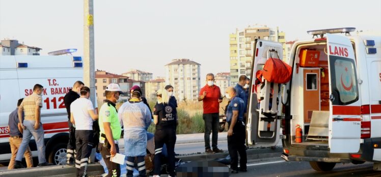 Kayseri'de devrilen motosikletteki 2 kişi öldü