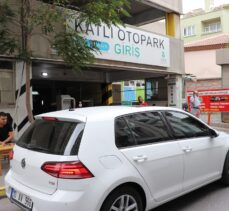 Kuvvetli yağış uyarısı sonrası Balıkesir'de kapalı otoparklar geceden doldu