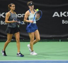 Melis Sezer, Aksigorta sponsorluğunda düzenlenen TED Cumhuriyet Kızları Tenis Turnuvası'nda finalde