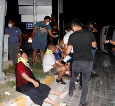 Muğla'da ambulansla hafif ticari araç çarpıştı 6 kişi yaralandı