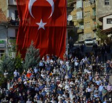 Şehit Astsubay Kıdemli Çavuş Dokumacı'nın cenazesi toprağa verildi