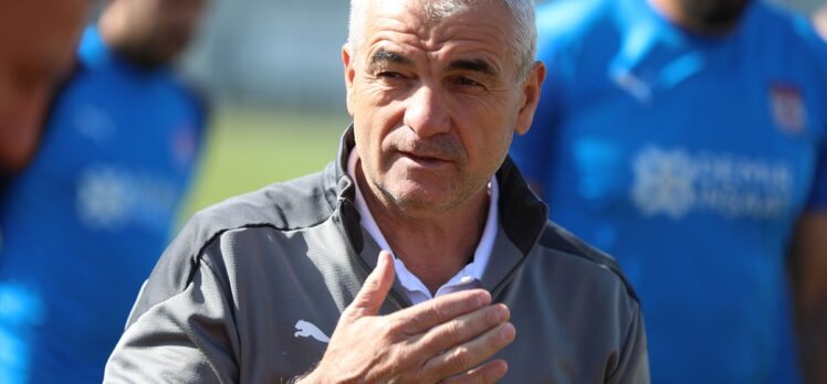 Sivasspor Teknik Direktörü Rıza Çalımbay: “Kayserispor maçı bizim için çok önemli”