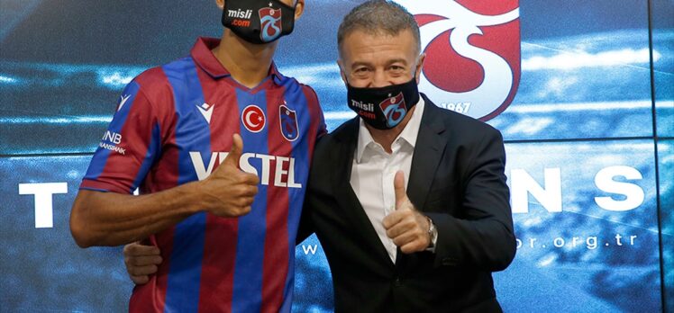 Trabzonspor, Vitor Hugo ve Djaniny için imza töreni düzenledi