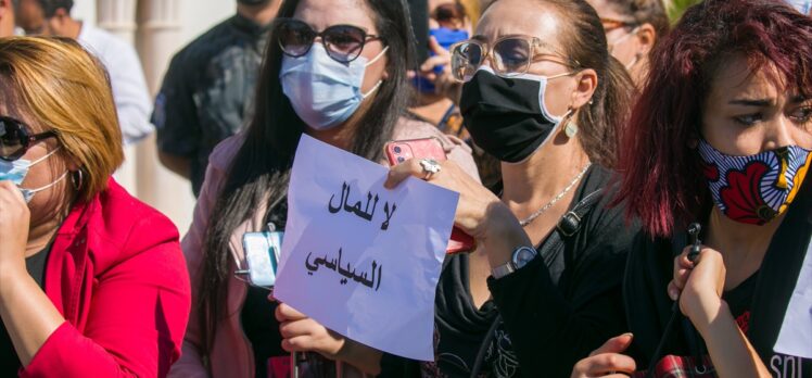 Tunus'ta medyada yeni düzenlemeler içeren yasa tasarısı protesto edildi