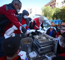 Türk Kızılay Genel Müdürü Altan: “İzmir'de 60 bin kişilik yemek çıkaracak kapasiteye sahibiz”