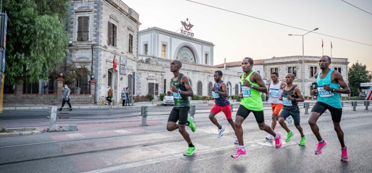 Uluslararası İzmir Maratonu koşuldu