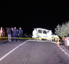 Ambulansı sollamaya çalışan otomobil karşı yönden gelen kamyonetle çarpıştı: 4 ölü, 3 yaralı