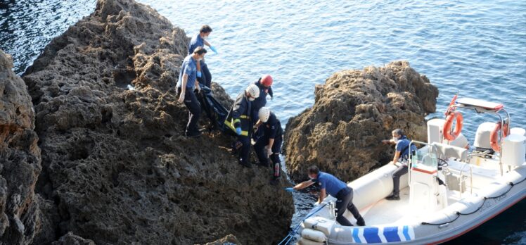 Antalya'da falezlerde ceset bulundu