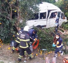 Hatay'da tarım işçilerini taşıyan minibüs devrildi: 9 yaralı