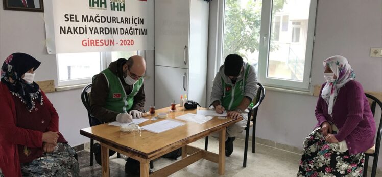 İHH'dan Giresun'daki selde mağdur olan afetzedelere nakdi yardım