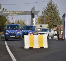 Terör örgütü PKK'ya finans sağladıkları iddiasıyla yakalanan 12 zanlı adliyeye sevk edildi