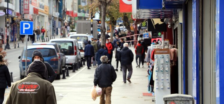 Trakya'da sokağa çıkma kısıtlamasının sona ermesiyle hareketlilik yaşandı