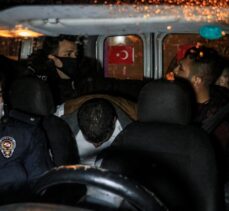Adana'da polisin “dur” ihtarına uymayan sürücü kovalamaca sonucu yakalandı