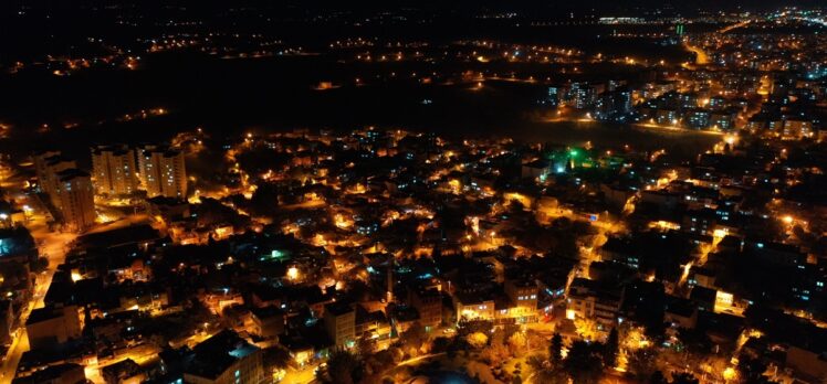 Gaziantep, Şanlıurfa, Malatya, Kahramanmaraş, Adıyaman ve Kilis'te kısıtlamanın başlamasıyla sessizlik hakim oldu