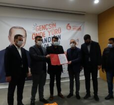 AK Parti İzmir İl Başkanı Sürekli: “Soyer'in eleştirileri saldırı olarak nitelendirmesini şiddetle kınıyorum”