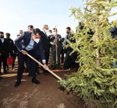 Bakan Kurum, Kocaeli'de “Millet Bahçelerimiz Fidanlarıyla Buluşuyor” etkinliğine katıldı