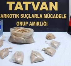 Bitlis'te 3 kilo 865 gram eroin ele geçirildi