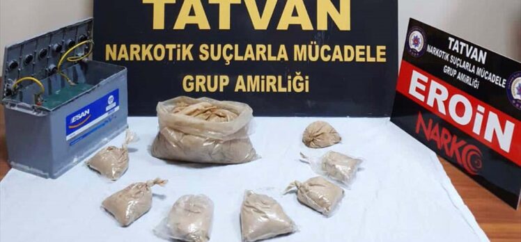 Bitlis'te 3 kilo 865 gram eroin ele geçirildi