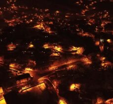 Van, Bitlis, Muş ve Hakkari'de kısıtlamanın başlamasıyla cadde ve sokaklar boş kaldı