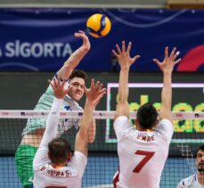 Voleybol: AXA Sigorta Efeler Ligi