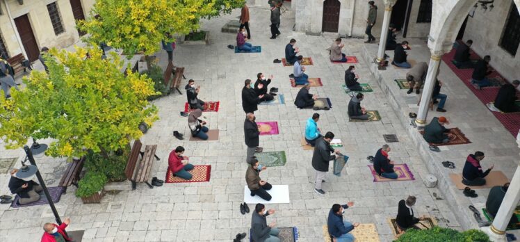 Doğu Akdeniz'de cuma namazında yağmur duası