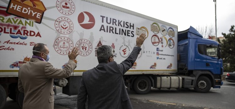 Doğu ve Güneydoğu'daki çocuklar için hazırlanan “Hediye Karavanı” Ankara'dan yola çıktı