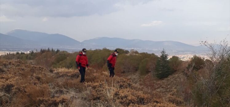 Isparta'da kayıp köylüyü arama çalışmaları sürüyor