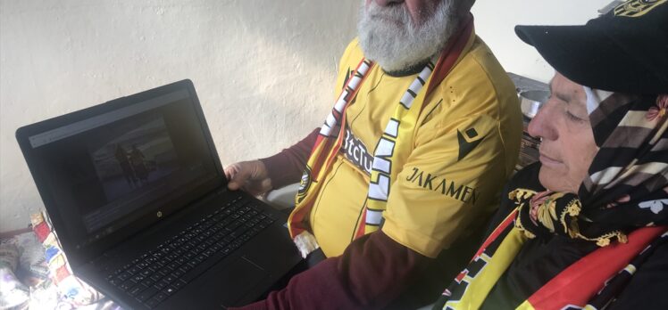 Yeni Malatyaspor sevdalısı “Maço Baba” ve Fatma nine, “Yılın Fotoğrafları” oylamasına katıldı