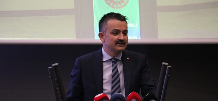 Bakan Pakdemirli, İzmir'de iş dünyası temsilcileriyle bir araya geldi: