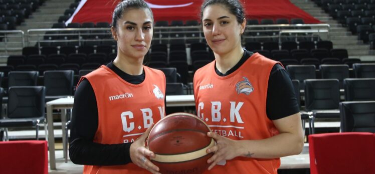ÇBK Mersin Yenişehir Belediyespor oyuncuları ay-yıldızlı forma heyecanı yaşıyor