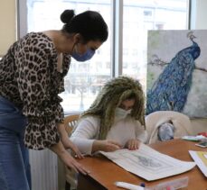 Edirne'de halk eğitim kursları salgın tedbirleriyle yeniden açıldı