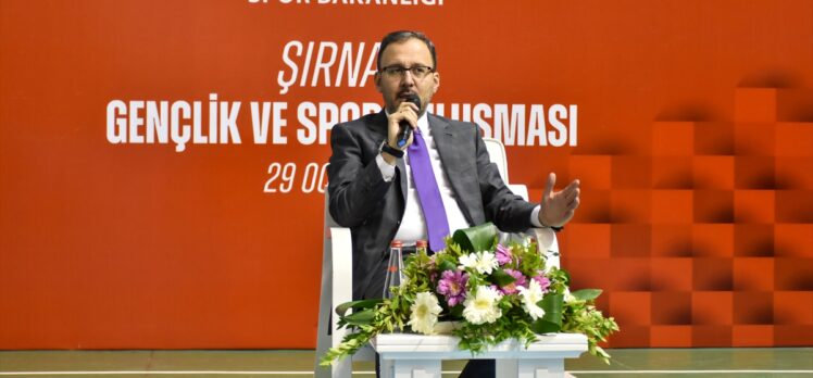 Gençlik ve Spor Bakanı Kasapoğlu, Şırnak'ta gençlerle bir araya geldi