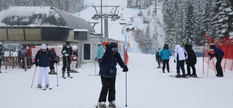 Ilgaz Dağı'nda yarıyıl tatili ve hafta sonu yoğunluğu