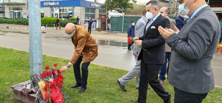 İzmir Adliyesi şehitleri anılıyor