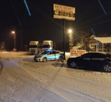 Malatya-Kayseri ve Malatya-Sivas kara yolları kar nedeniyle ulaşıma kapandı